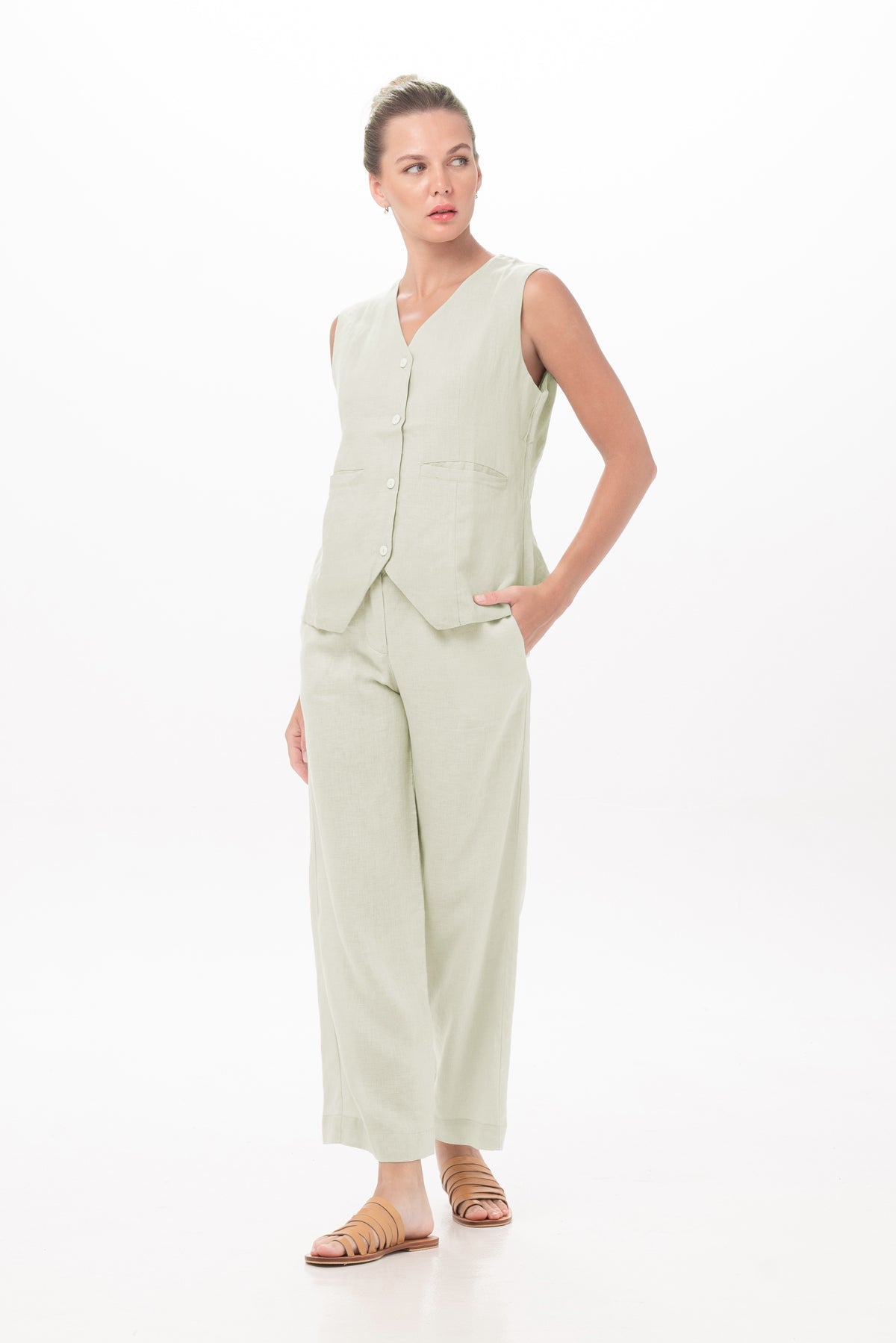 Moha Pant in Vintage Green