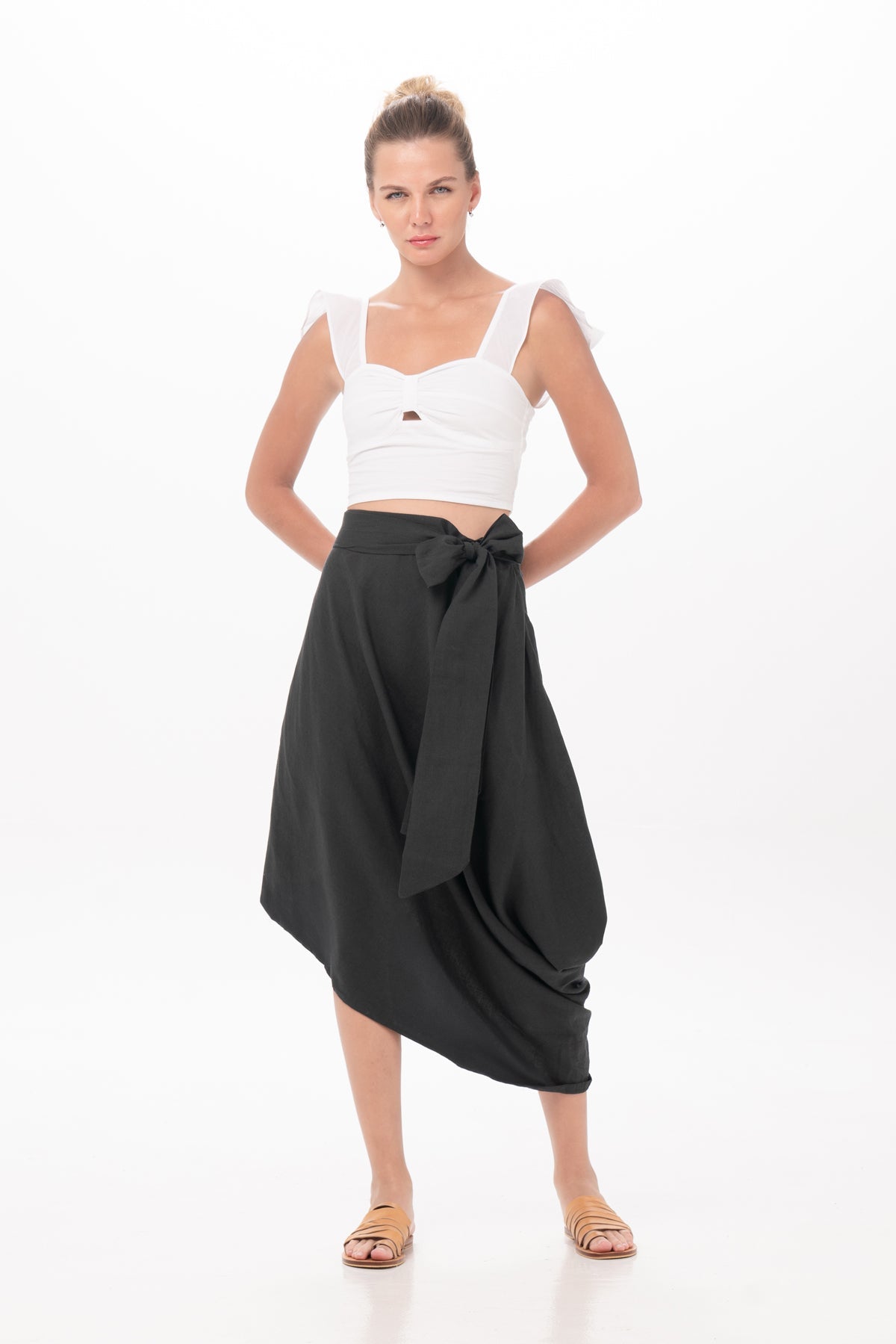 Aira Skirt in Charcoal