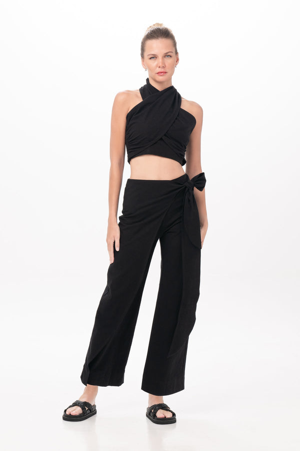 Arunia Pant in Black