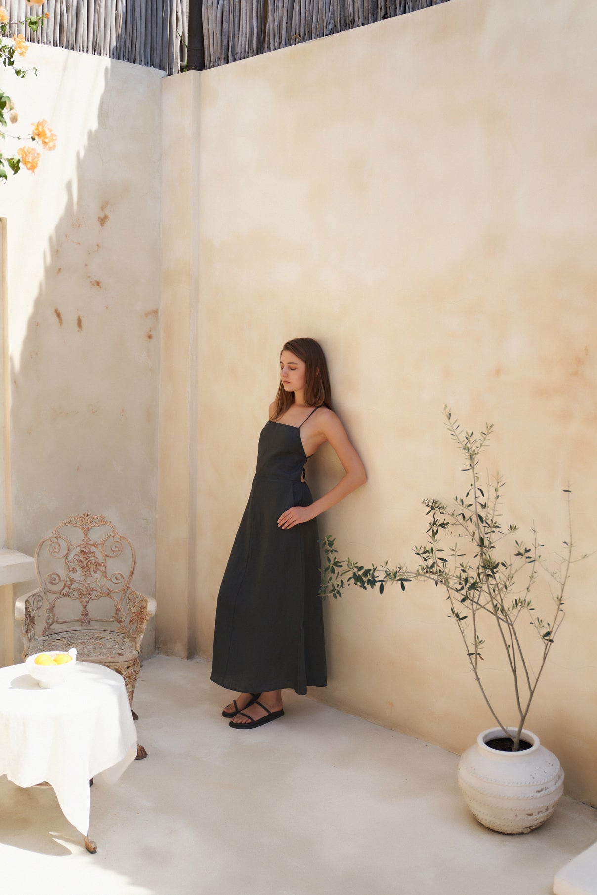 Kamaniya Dress in Charcoal