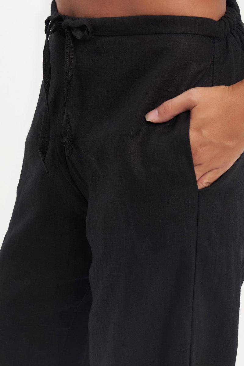 Kanima Pant in Black