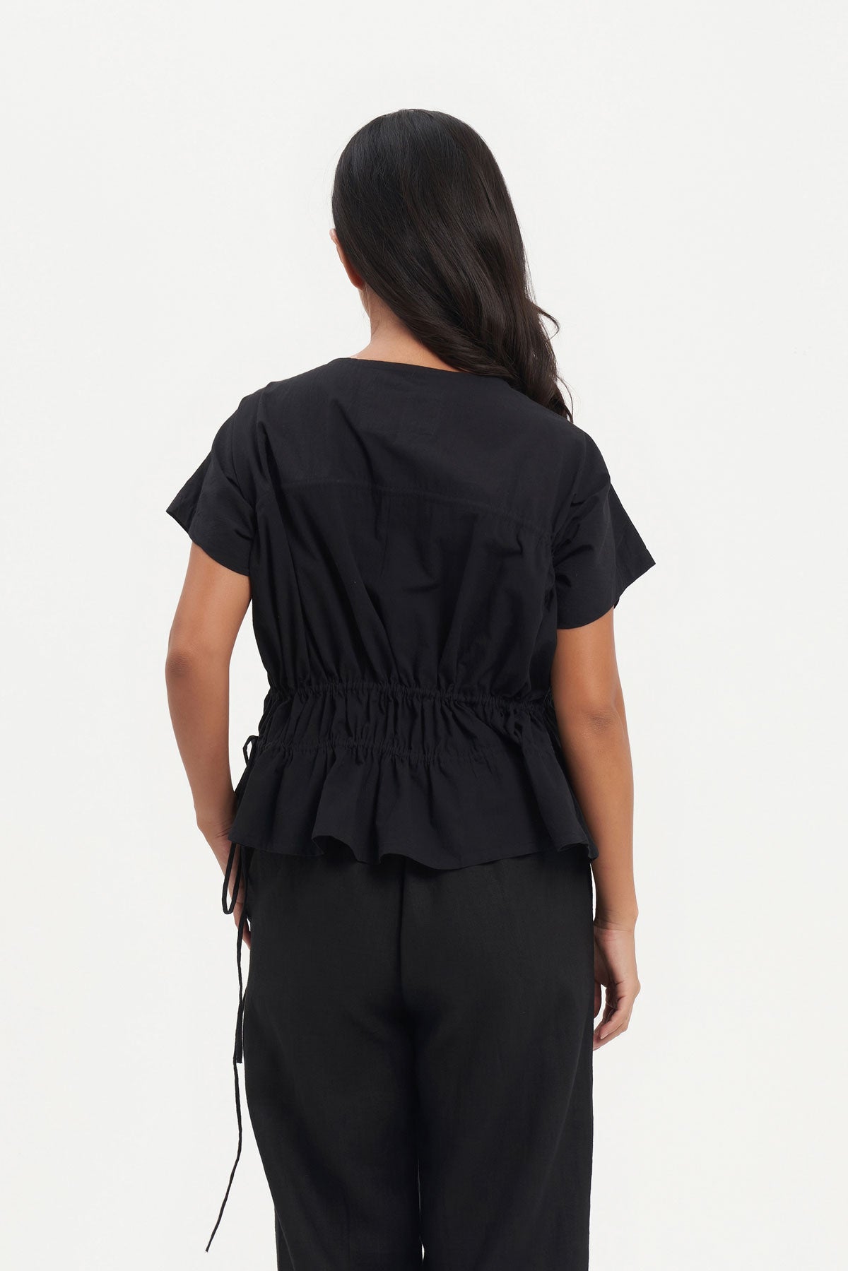 Lavi Top in Black – 906 The Label
