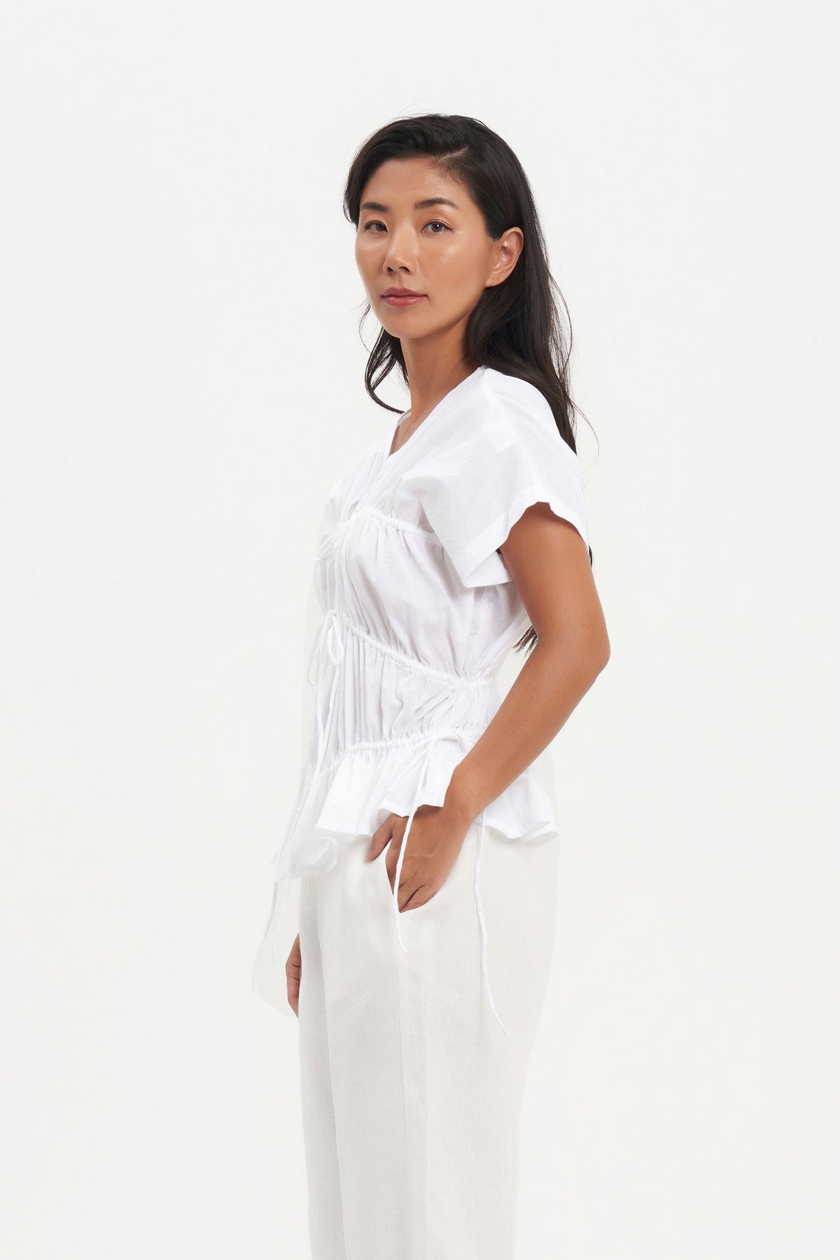 Lavi Top in White – 906 The Label