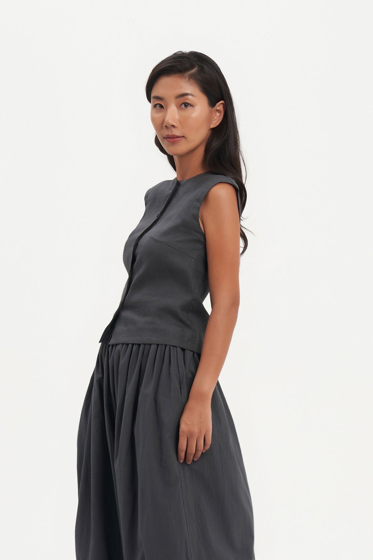 Ree Top in Charcoal