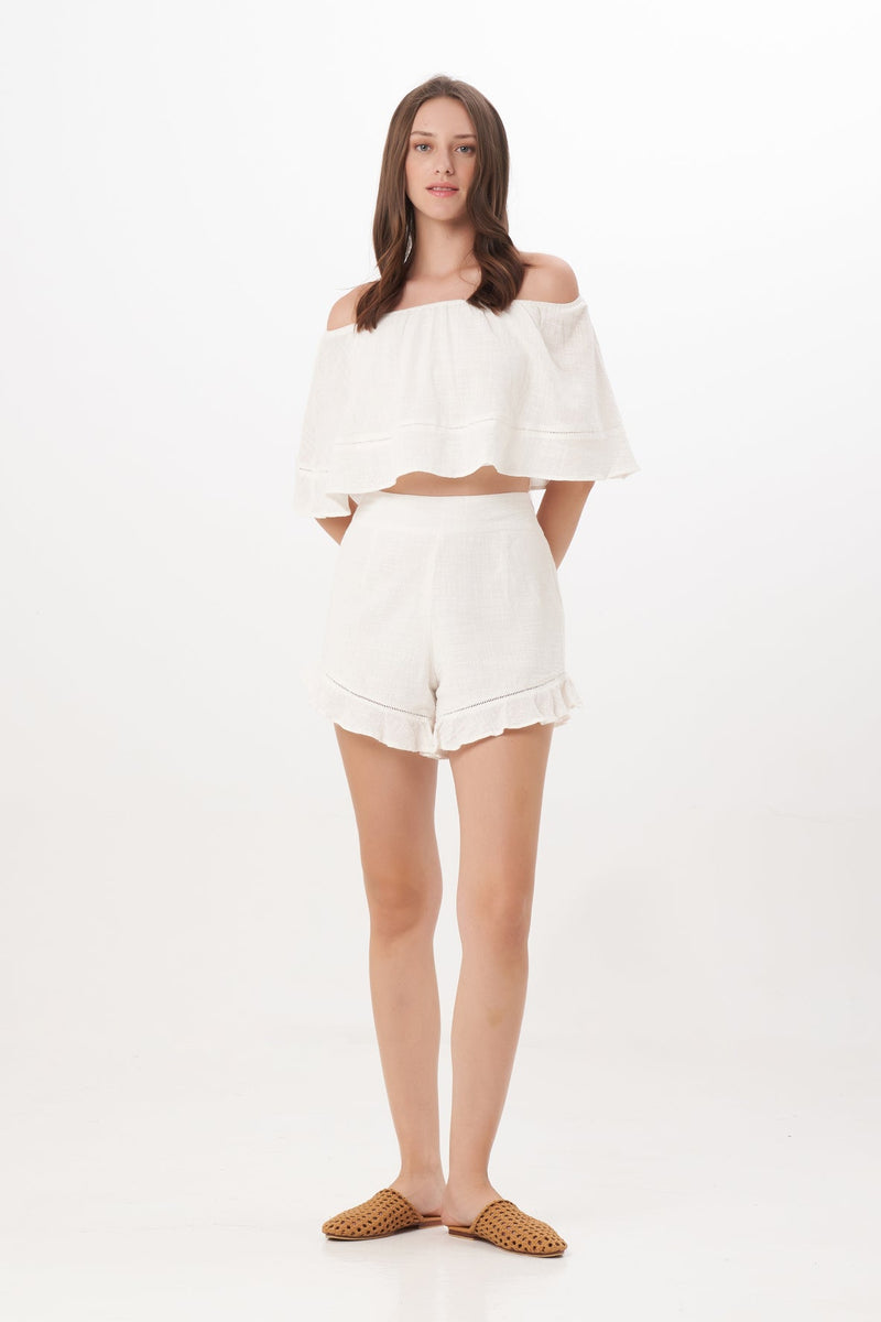 Pevita Short in Off White